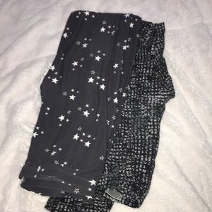 Two pairs of leggings, only worn once each.